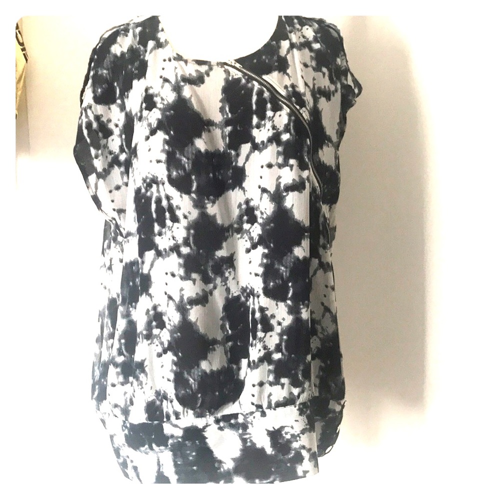 Black and white blouse